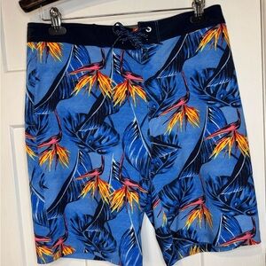 NWT Hurley Phantom men’s swim shorts. Bright, Size 30